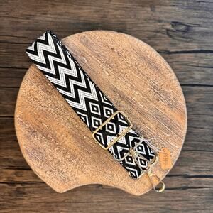 Wide BLACK WHITE Chevron Purse Strap Crossbody Guitar Strap NEW FAST SHIP